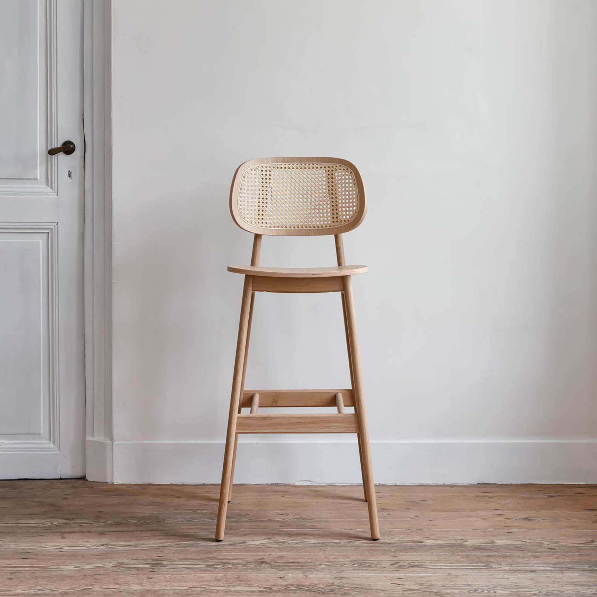 Titus Bar Chair High frame Natural Oak thumbnail image