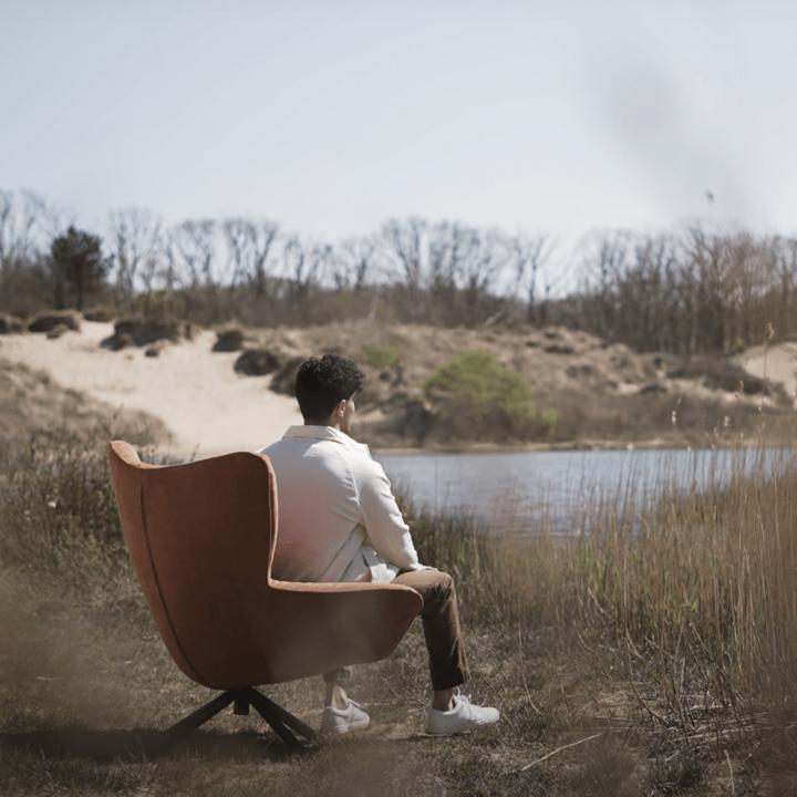 Fauteuil Melle met voetstoel thumbnail hover image