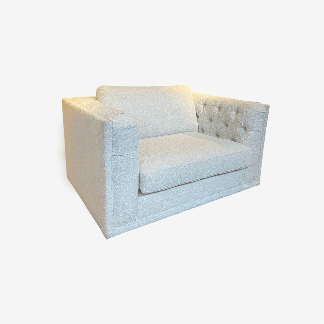 Loveseat Brooke thumbnail image