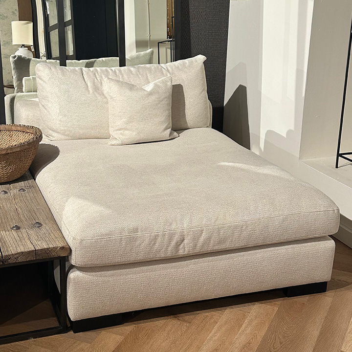 Divan Gloss thumbnail image