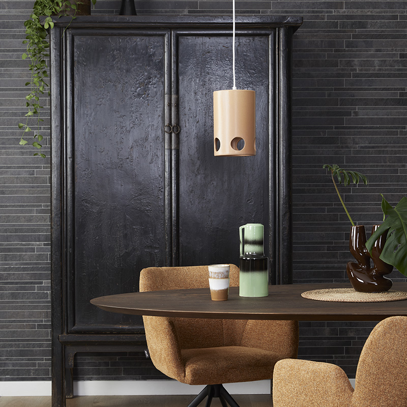 Oude bruidskast zwart thumbnail image