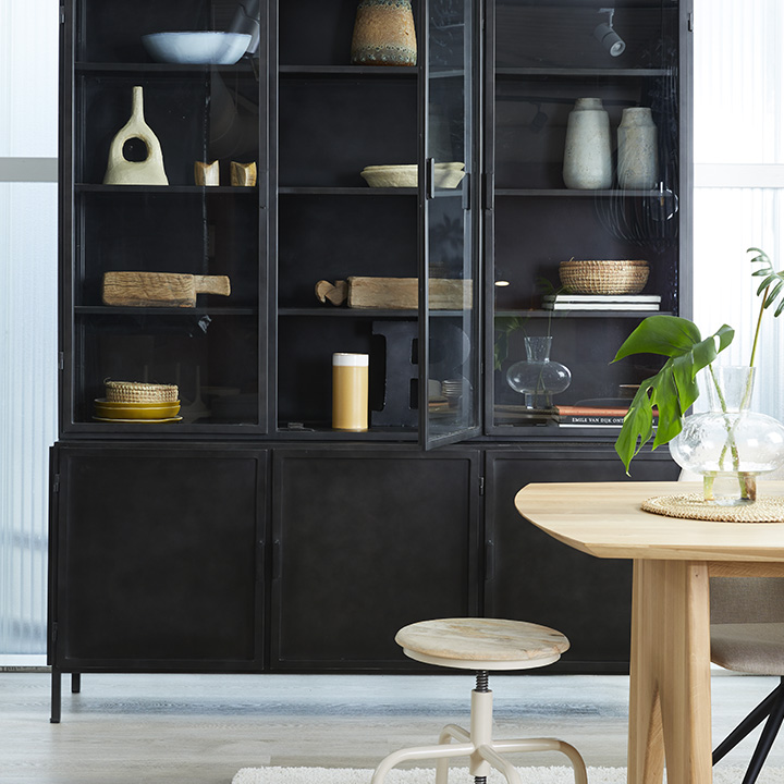 Garland thumbnail hover image