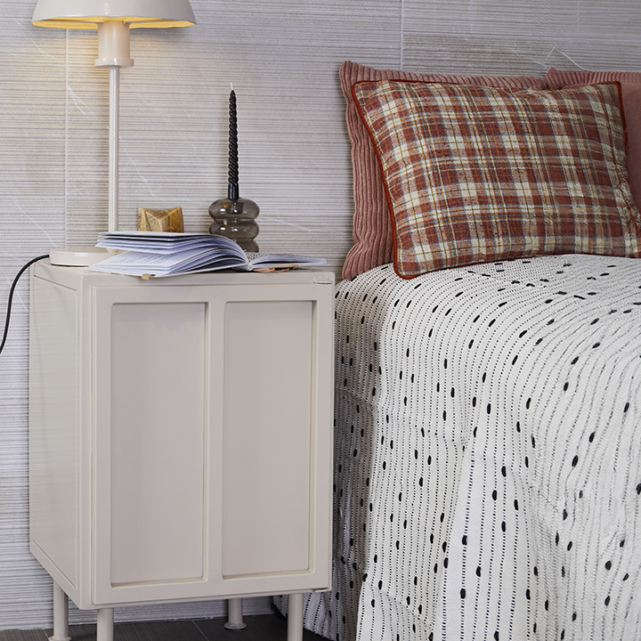 Kastje Whitby  thumbnail image