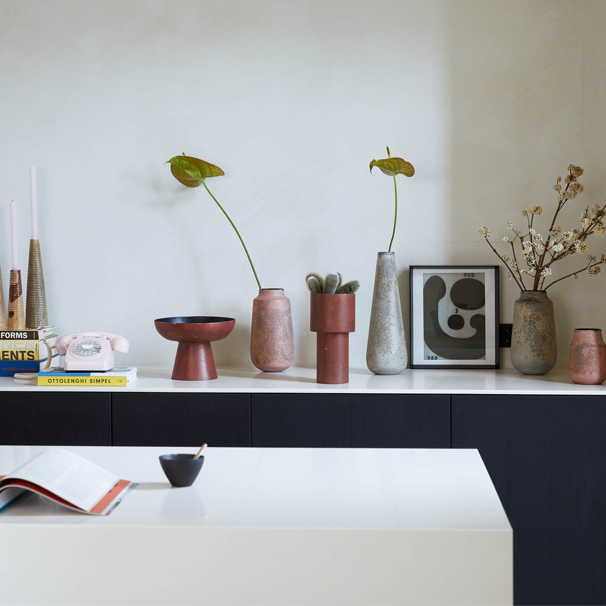 Iron Vase Green H17xDsn.10cm thumbnail hover image