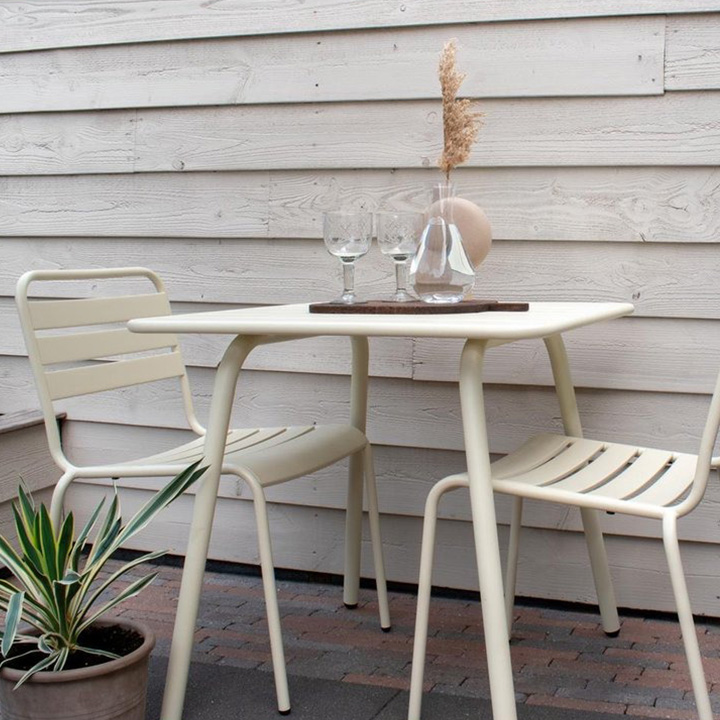 Metal Garden tuintafel 80 x 80 cm. thumbnail hover image